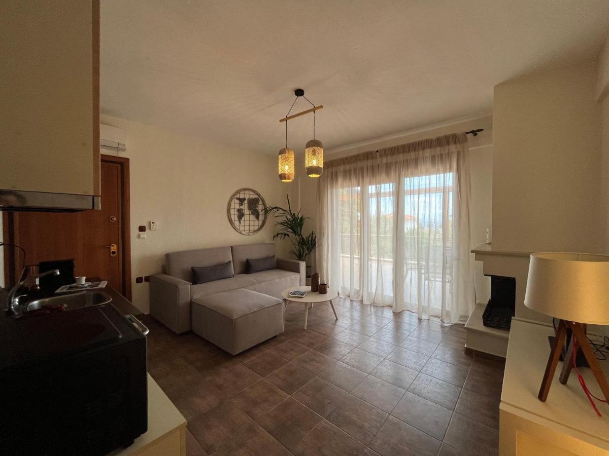 Captain'S Apartments Pefkochori Dış mekan fotoğraf